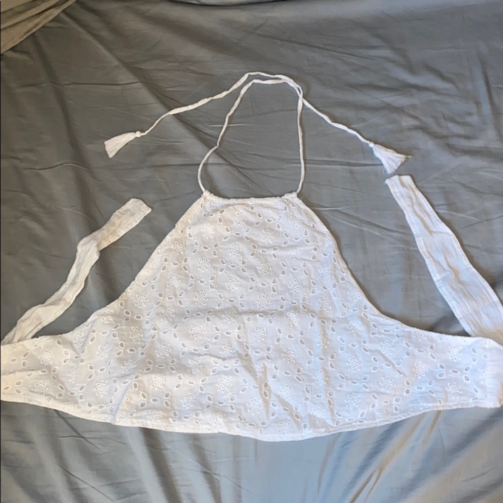 Women’s halter, tie back crop top